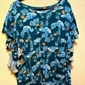 Disney Torrid Finding Nemo tee with flutter sleeves. Size 5 (28w)